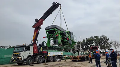 Grúa articulada - trabajo de IMECAL S.R.L. en Chiclayo